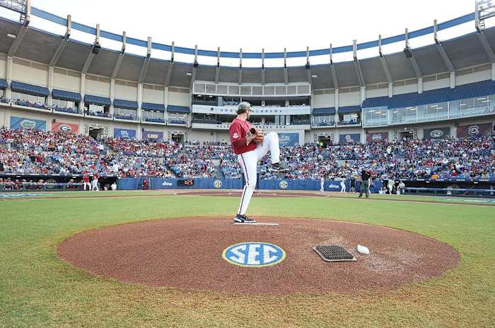 Alabama baseball starting pitcher Jacob McNairy on the bump at the Hoover Met.